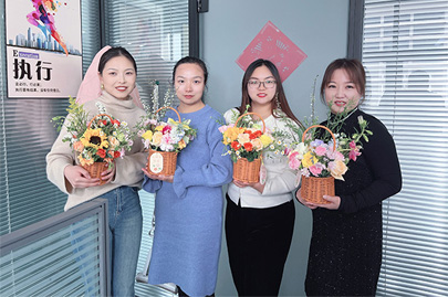若水芳華，綻若春花！女神節(jié)到，聚丙烯酰胺廠家賽諾威恭祝天下所有女性芳華若春花！